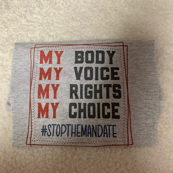 Tops - Brand new unisex T-shirt #Stop the mandate